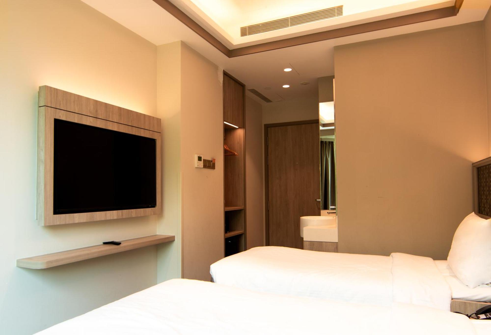 Aqueen Prestige Hotel Jalan Besar Singapur Exterior foto